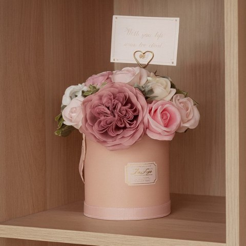 Flower box, bukiet zapachowych kwiatów mydlanych w pudełku 21х22cm BUK10R