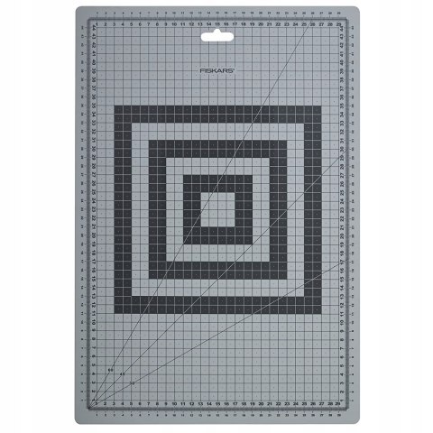 MATA DO CIĘCIA 30X45 CM - A3 FISKARS