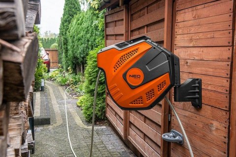 WĄŻ OGRODOWY Z AUTOMATYCZNYM ZWIJACZEM 1/2', 20 M +2M NEO