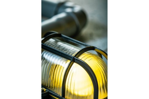 OPRAWA KANAŁOWA SANGUESA KAY E27 IP44 40W KRATKA CZARNA GTV