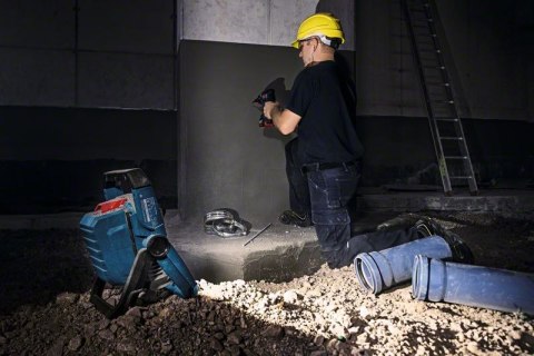 LAMPA WARSZTATOWA GLI 18V-2200 C PRO BOSCH