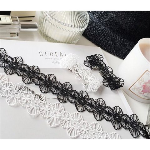 NASZYJNIK CHOKER KORONKA BIAŁY N302B