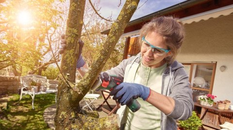 PILARKA ŁAŃCUCHOWA AKUMULATOROWA NANOBLADE 12V 1*2.5AH BOSCH