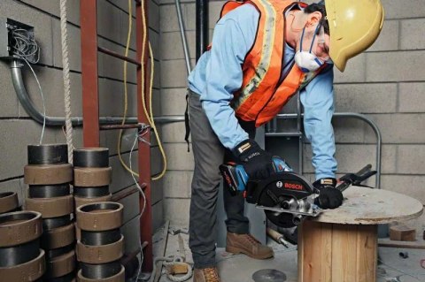 PILARKA TARCZOWA DO METALU GKM 18V-50 0*AH BOSCH