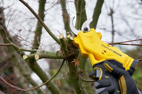 SEKATOR AKUMULATOROWY V20 18V 1*4.0AH STANLEY