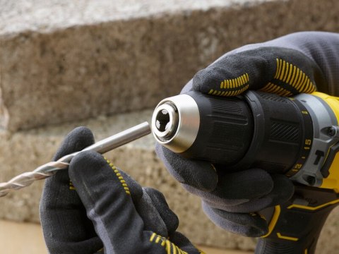 WIERTARKO-WKRĘTARKA AKUMULATOROWA V20 18V 2*2.0AH + 50 AKC. STANLEY