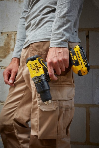 WIERTARKO-WKRĘTARKA AKUMULATOROWA V20 18V 2*2.0AH + 50 AKC. STANLEY