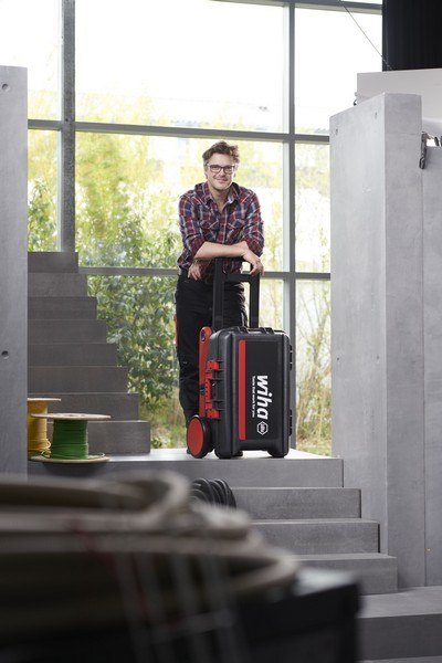 WALIZKA NARZĘDZIOWA DLA ELEKTRYKÓW XXL 4, 82CZ. WIHA