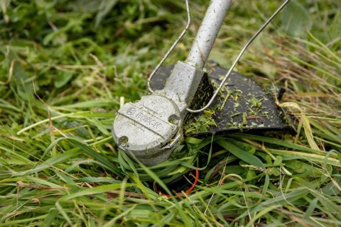 PODKASZARKA AKUMULATOROWA GRT 18V-33 0*AH BOSCH