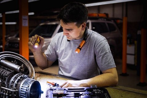 LATARKA NA SZYJE 300LM 2W+2W NEO