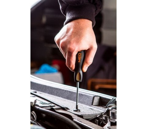 ZESTAW WKRĘTAKÓW 7 SZTUK NEO