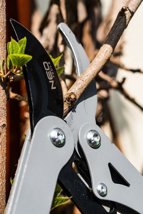 SEKATOR DO GAŁĘZI BY-PASS 710MM ZAKRES DO 45MM NEO