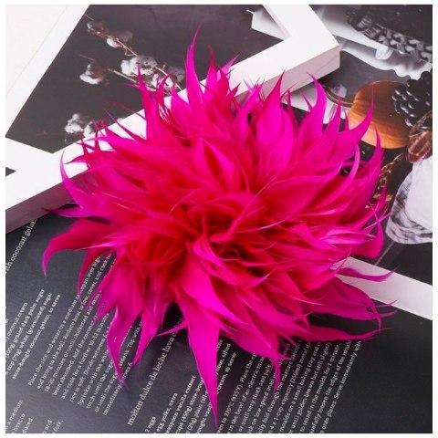 Broszka ozdobna, spinka do włosów 2w1 pióra fuksja BZ207F