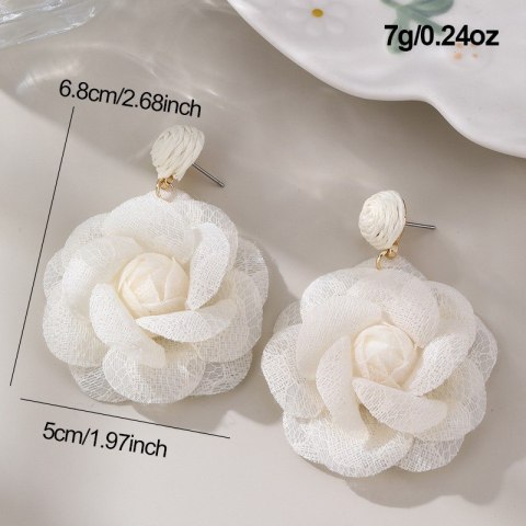 Kolczyki wiszące, efektowne koronkowe kwiat, kremowa RÓŻA sztyft K1708