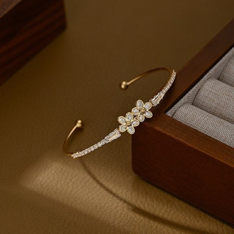 Bransoletka na rękę stal chirurgiczna pozłacana 14k złotem, cyrkonie - BST1559