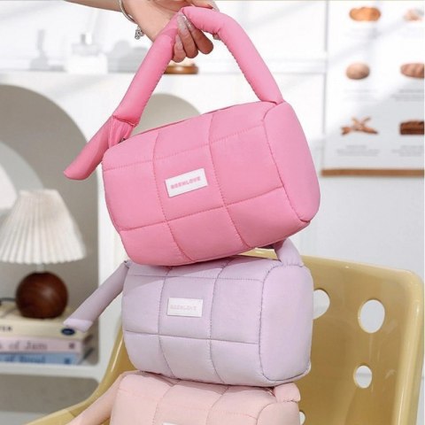 Kosmetyczka damska pikowana kuferek z rączką 18,5 x 12,5 x 13 cm KS140R