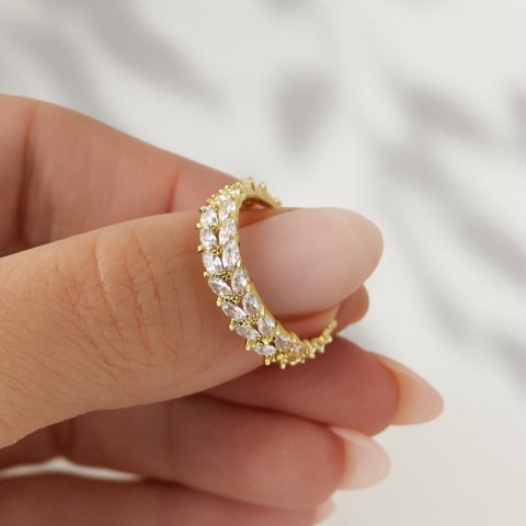 Pierścionek stal chirurgiczna platerowana złotem, regulowany z cyrkoniami PST933