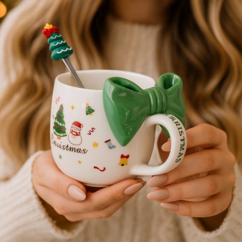 KUBEK ŚWIĄTECZNY Z KOKARDĄ - zestaw w pudełku z łyżeczką 400 ml KB25ZIE