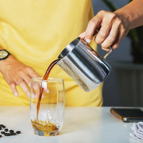 Mlecznik Dzbanek na Mleko Stalowy z Miarką ORION 580 ml