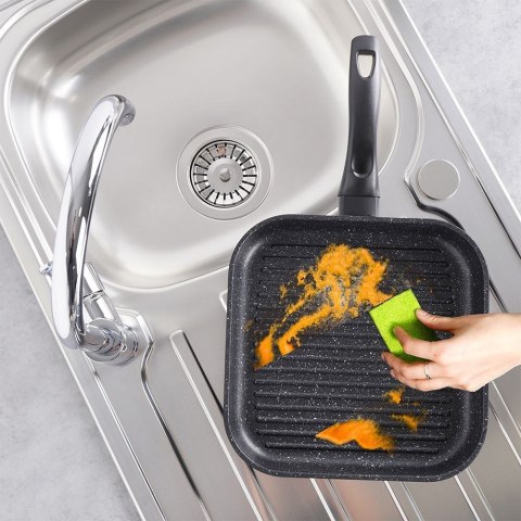 Patelnia do grillowania granitowa kwadratowa GRANDE 26x26 cm