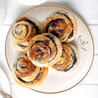 Talerz Deserowy Ceramiczny Beżowy 20 cm ORION Kurka Efektowny Dekor