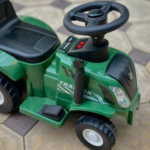 Elektryczny traktor jeździk na akumulator z przyczepą dźwiękami dla dzieci