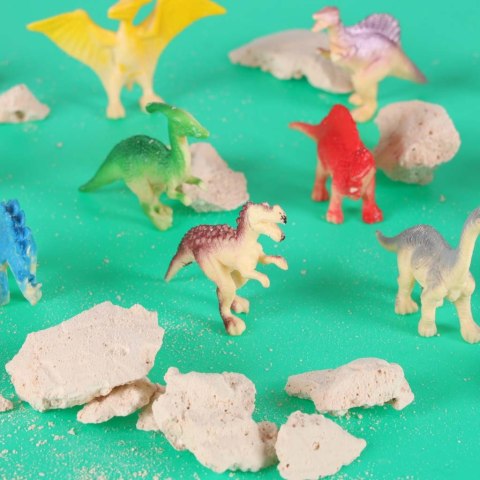 Dinozaury wykopaliska jajko XL dinozaura 12 figurek zestaw archeologiczny Kik Sp. z o. o. Sp. k.