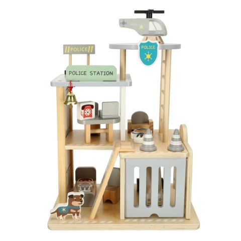 Parking drewniany garaż komisariat policji tor + radiowóz helikopter Kik Sp. z o. o. Sp. k.